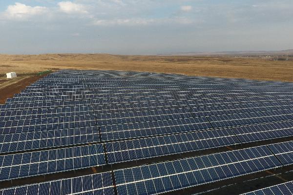 Группа компаний «Хевел» построит крупнейшую солнечную электростанцию с накопителем энергии